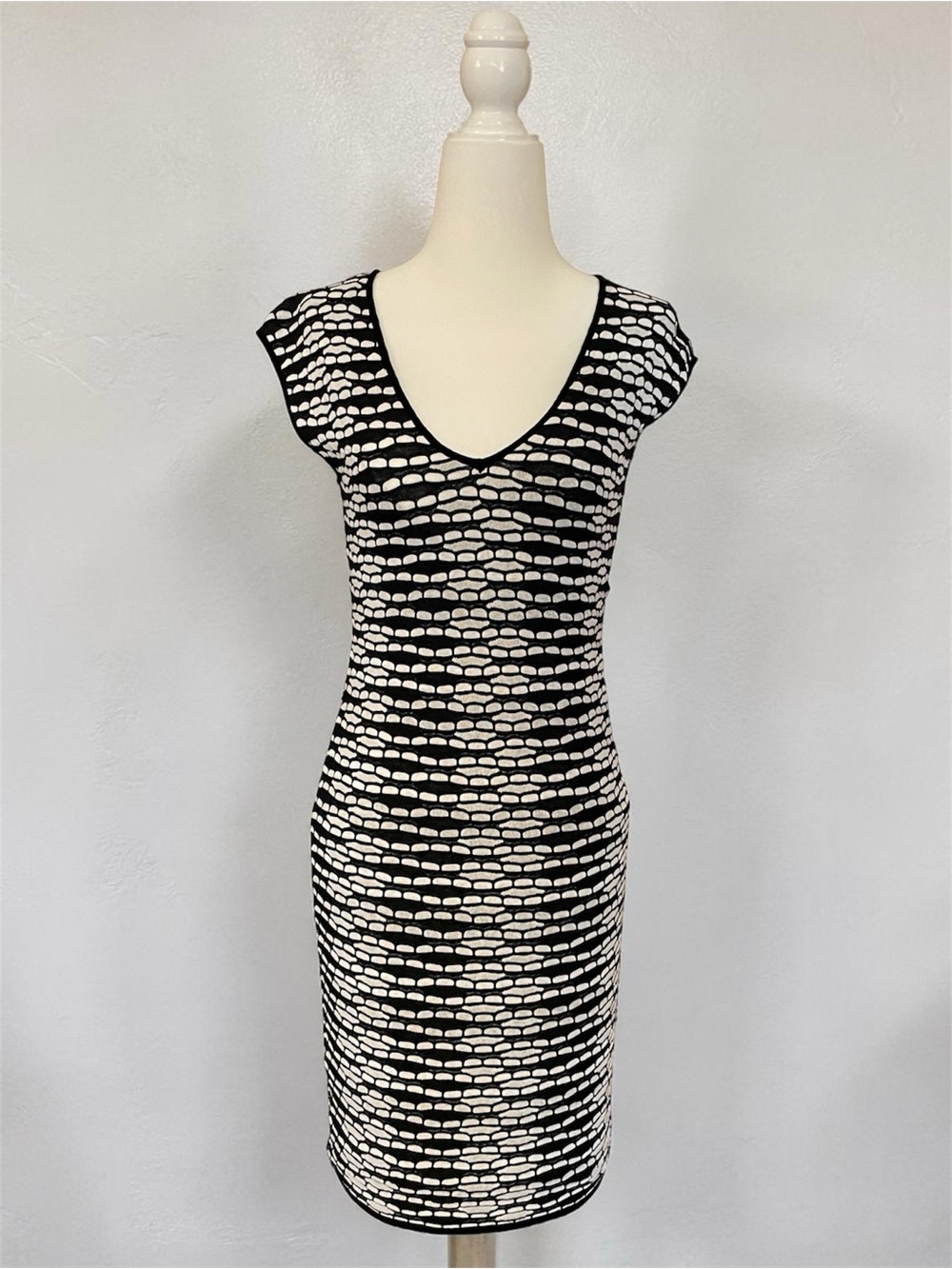 MISSONI Knit Dress in Black & White V-Neck | Cotton Stretch +Slip l Womens Small